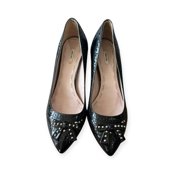 Miu‎ Miu Black Patent Pumps with Studded Bow with perfs,   Size 38.5 EU - Picture 3 of 14